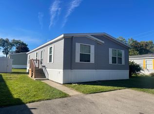 393 Hunters Rill, Oxford, MI 48371