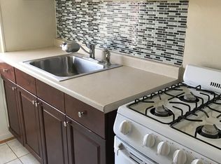 131 S Courthouse Rd APT 5, Arlington, VA 22204