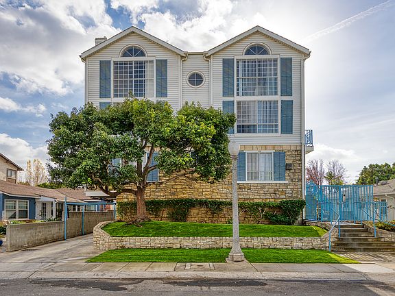 6730 West 86th Place