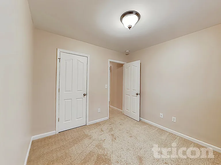 4740 Brewer Dr — Photo 16