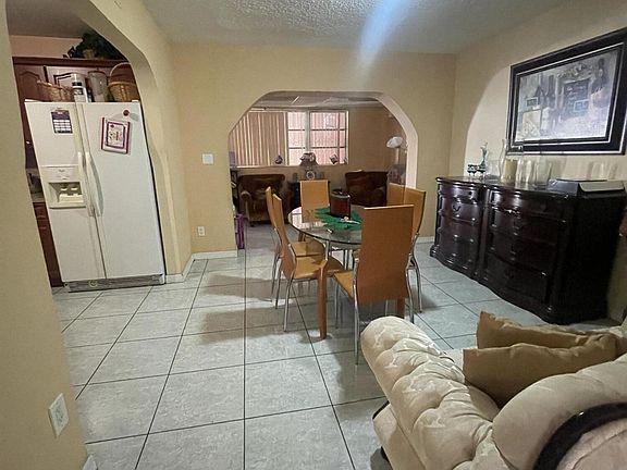 5th image of 9021 SW 30th Ter