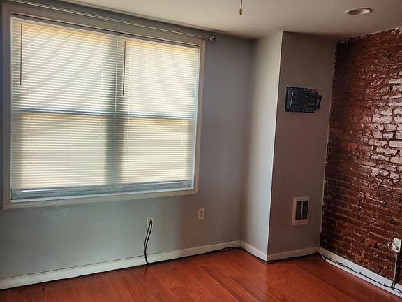 2nd image of 3113 Frankford Ave