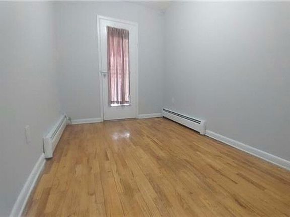 4th image of 1405 Fteley Ave