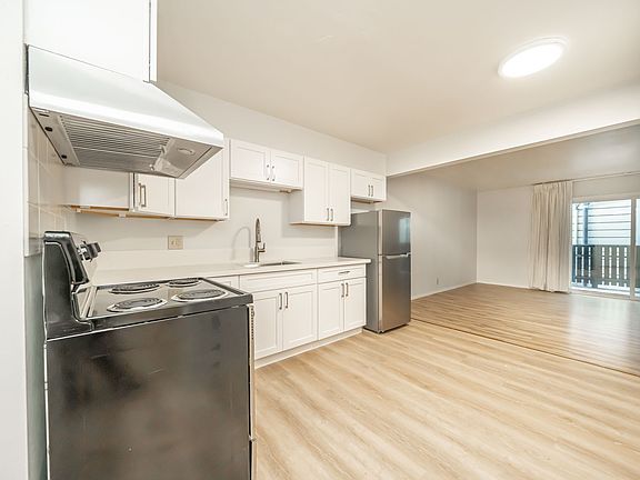 5th image of 650 Vernon St #3