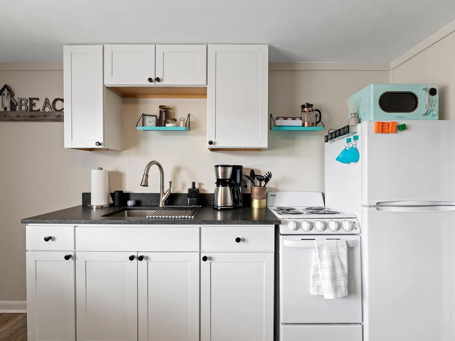1 bed, 260 sqft, $1,600 — Photo 3