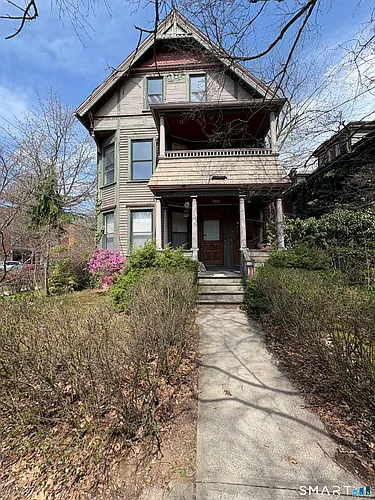 799 Elm St Photo 1