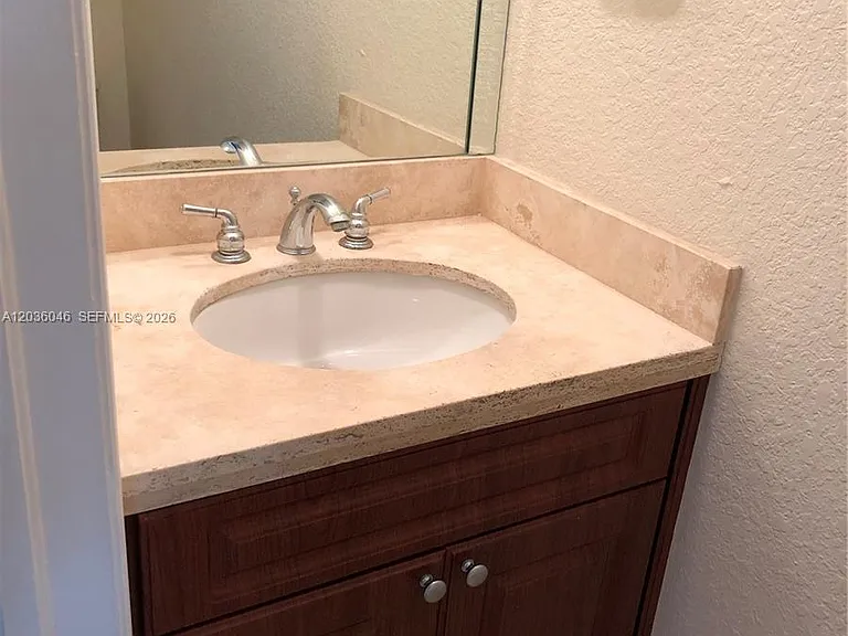 3227 Gifford Ln #3227 — Photo 10