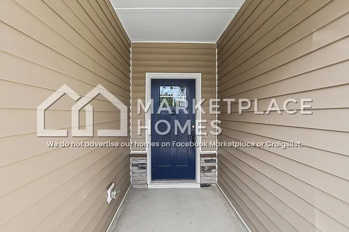 3 bed, 2.5 bath, 2016 sqft, $2,132 — Photo 3