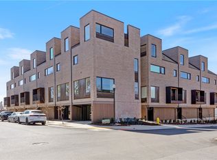 401 SE Mulberry Ct, Bentonville, AR 72712