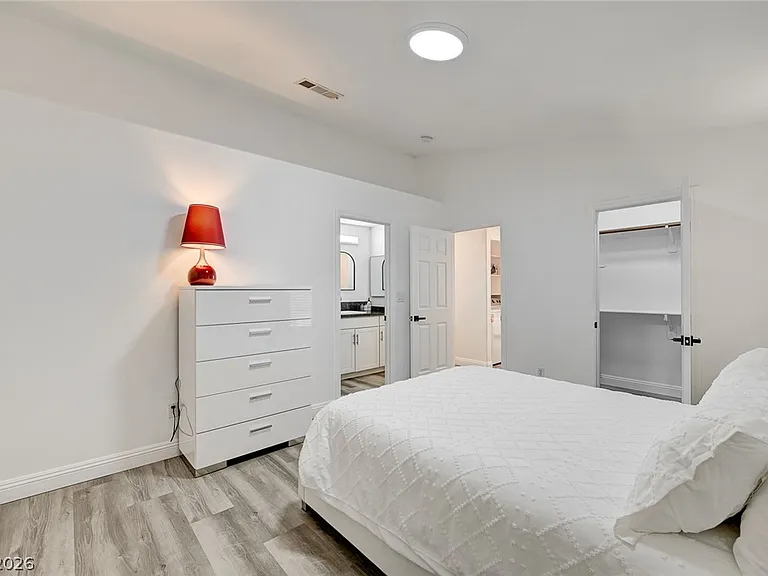 8127 Chambersberg St — Photo 30