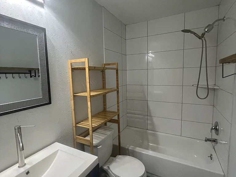 15119 Grove Gardens Dr — Photo 10