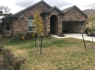 120 Walkup Ln, Leander, TX 78641