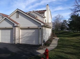 361 Grissom Ct, Hoffman Estates, IL 60169