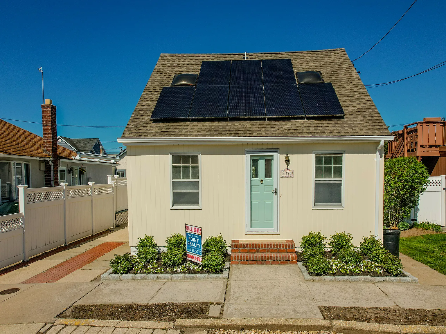 3 bed, 858 sqft, $5,000 — Photo 3