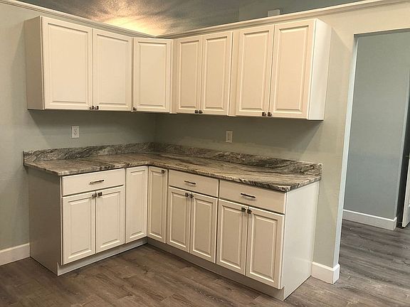 4th image of 1029 Big Oaks Blvd