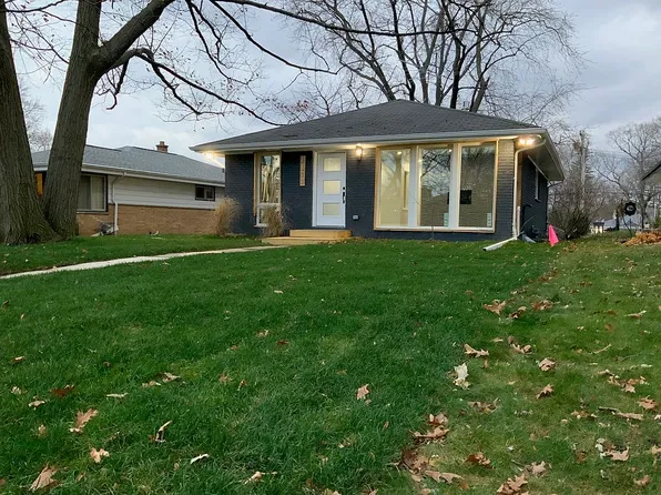 4133 N 96th St, Wauwatosa, WI 60201