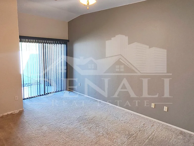 2155 E Calle Gran Desierto — Photo 5