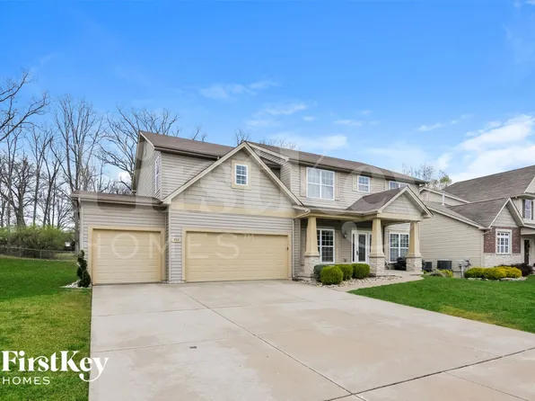 432 Parkview Manor Ln, Wentzville, MO 63385