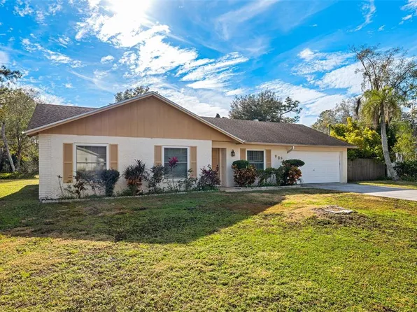 905 W River Dr, Temple Terrace, FL 33617