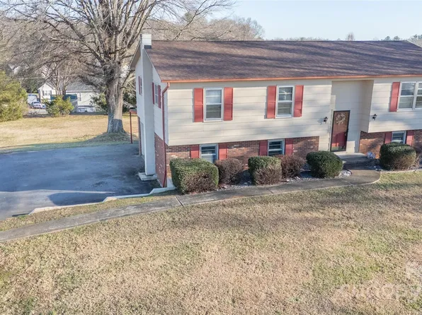 2212 Olde Well Rd SE #24, Hudson, NC 28638