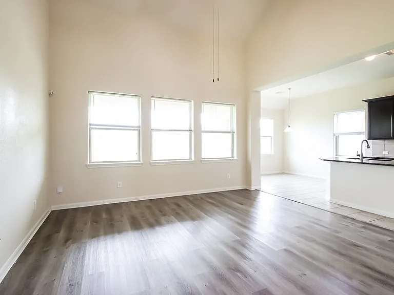 3014 Rose Trace Dr — Photo 4