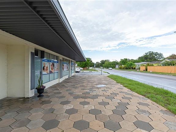 4th image of 3001 16th St N