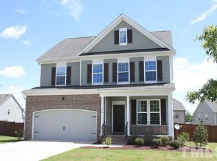 104 Gadsbury Dr, Holly Springs, NC 27540