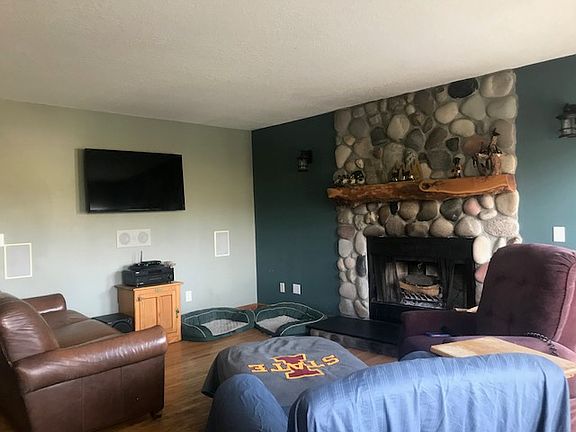 5th image of 13121 McGregor St
