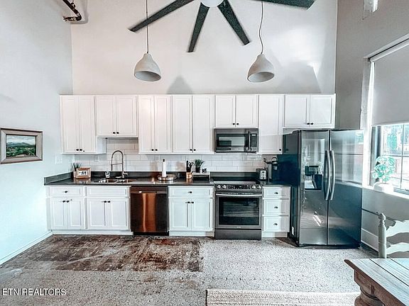 5th image of 116 S Gay St APT 107