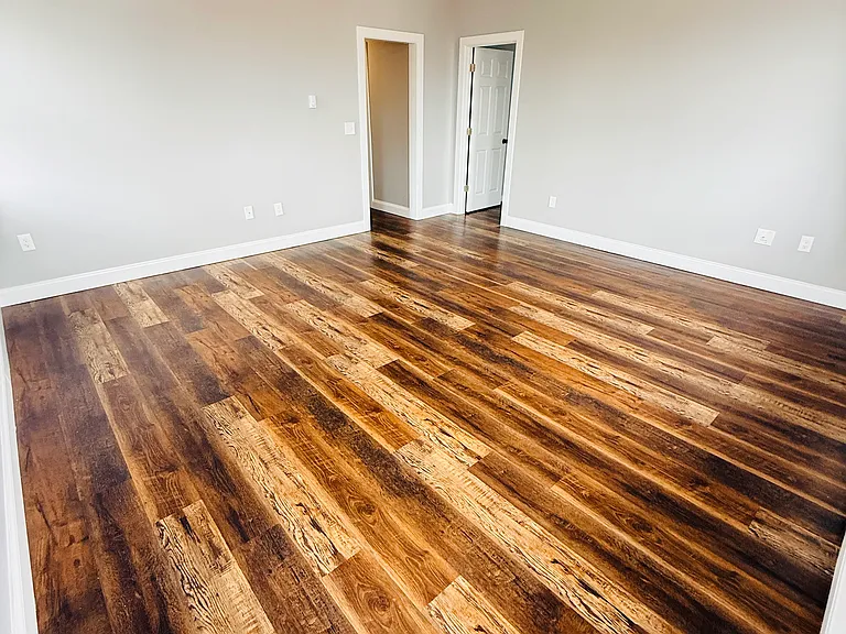 102 E Main St #4 — Photo 22