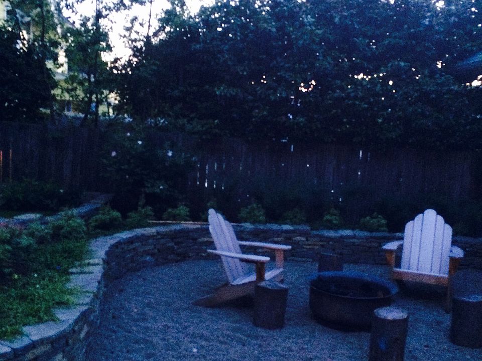 2nd image of 935 SE 54th Ave