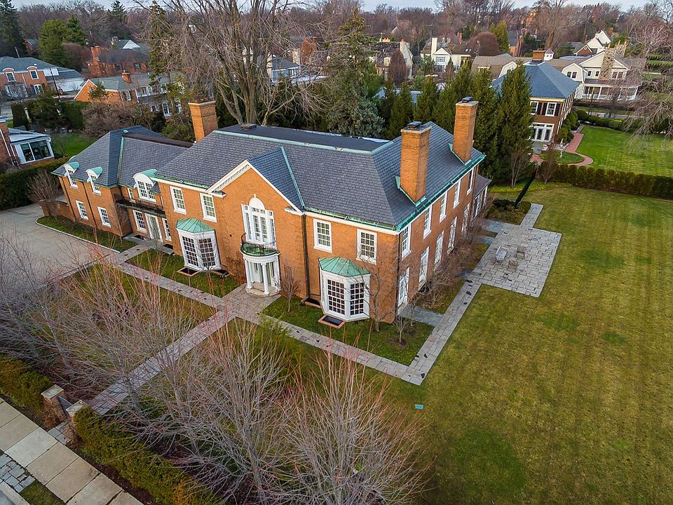 95 Lake Shore Rd, Grosse Pointe Farms, MI 48236 Zillow