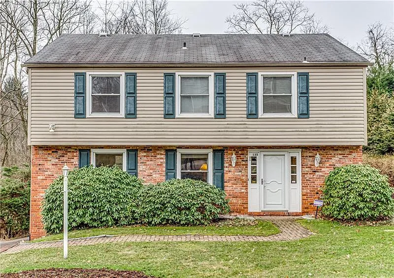 135 Mayberry Dr photo 1