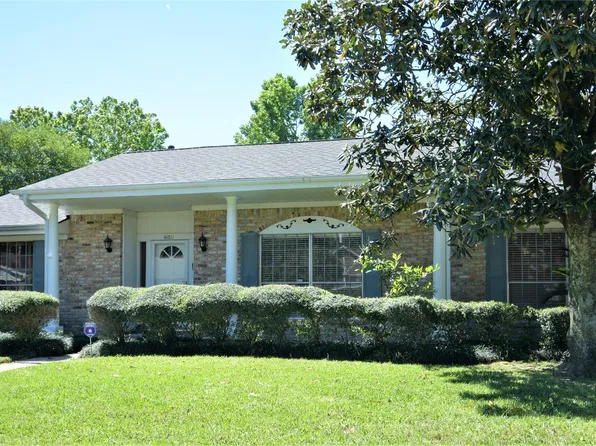 6011 Arboles Dr, Houston, TX 77035