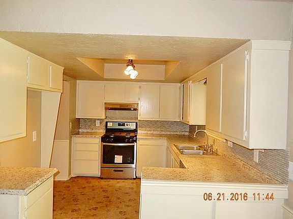 4th image of 2608 Smalley Cir