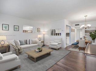 3360 Lake Osborne Dr APT 104, Lake Worth, FL 33461