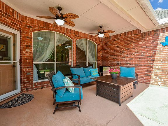 3rd image of 11514 Agate Canyon Ln