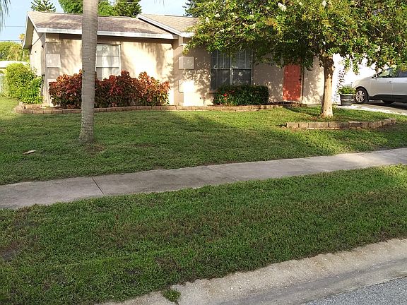 2nd image of 6747 Half Moon Dr