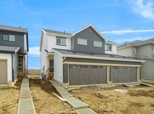 8899 Carson Way SW, Edmonton, AB T6W3K8