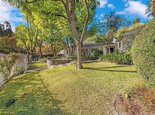 18000 Karen Dr, Encino, CA 91316