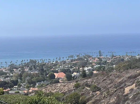 5943 La Jolla Corona Dr #4, La Jolla, CA 92037