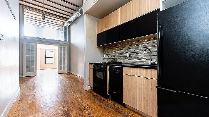1st image of 91 Jefferson St #4