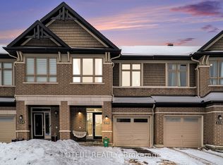 336 Rainrock Cres, Ottawa, ON K1W 0J6