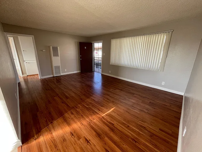 9855 Lower Azusa Rd #O — Photo 3