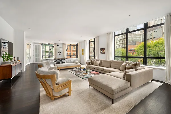 Sold by Compass | media 1