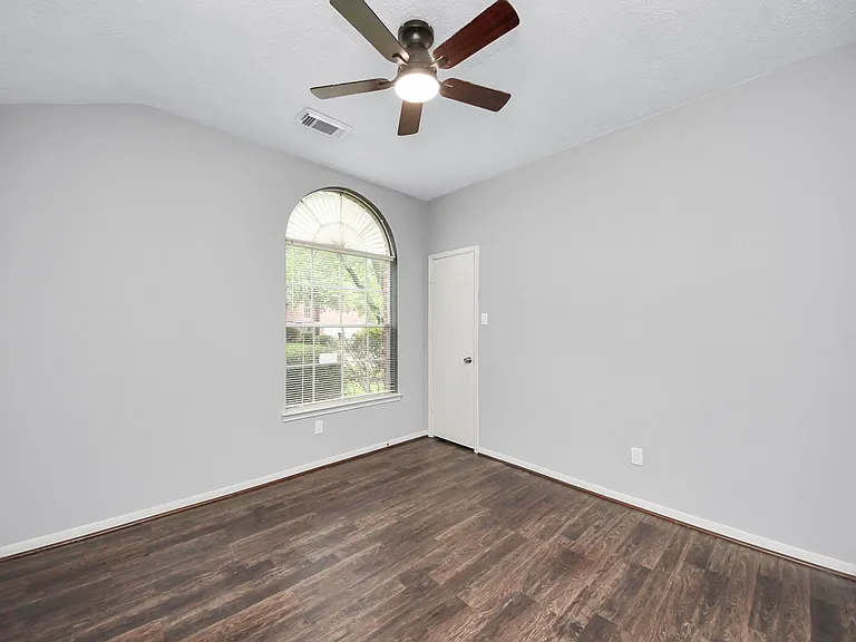 16215 Cypress Trace Dr — Photo 24