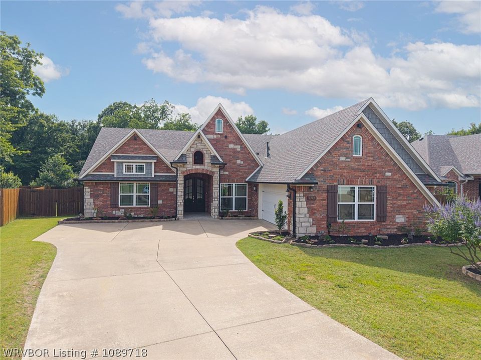 1st image of 7112 Stonebrook Dr