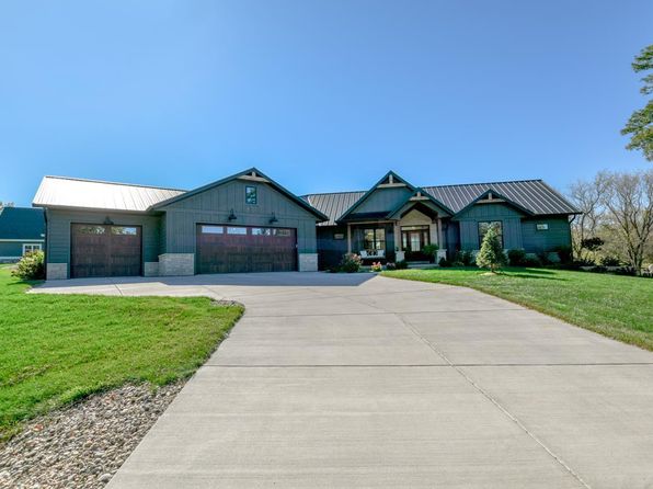 E12785 Wynding Way, Merrimac, WI 53561