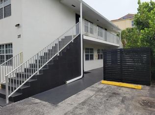 337 Kenilworth Blvd APT 4, West Palm Beach, FL 33405