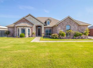 1810 Harvest Ln, Nevada, TX 75173